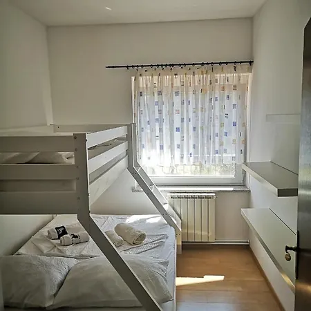 Apartma Ceh Gabrovica pri Crnem Kalu