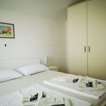 Apartma Ceh * Gabrovica pri Crnem Kalu