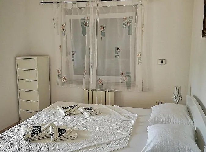 Apartma Ceh Gabrovica pri Črnem Kalu