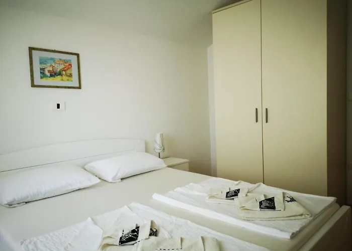 Apartma Ceh * Gabrovica pri Črnem Kalu